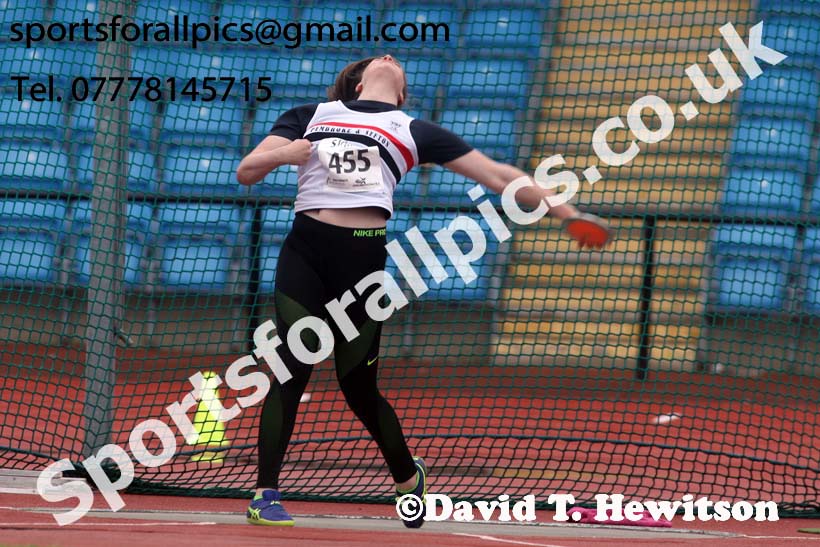 Womens under-20s discus, Northern Senior and Under-20s Champs., SportsCity, Manchester. Photo: David T. Hewitson/Sports for All Pics